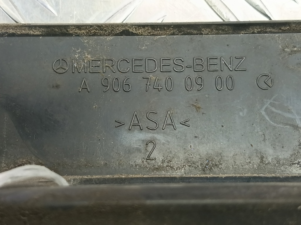 накладка двери распашной MERCEDES-BENZ Sprinter  A9067400030, 3160 рублей, Москва