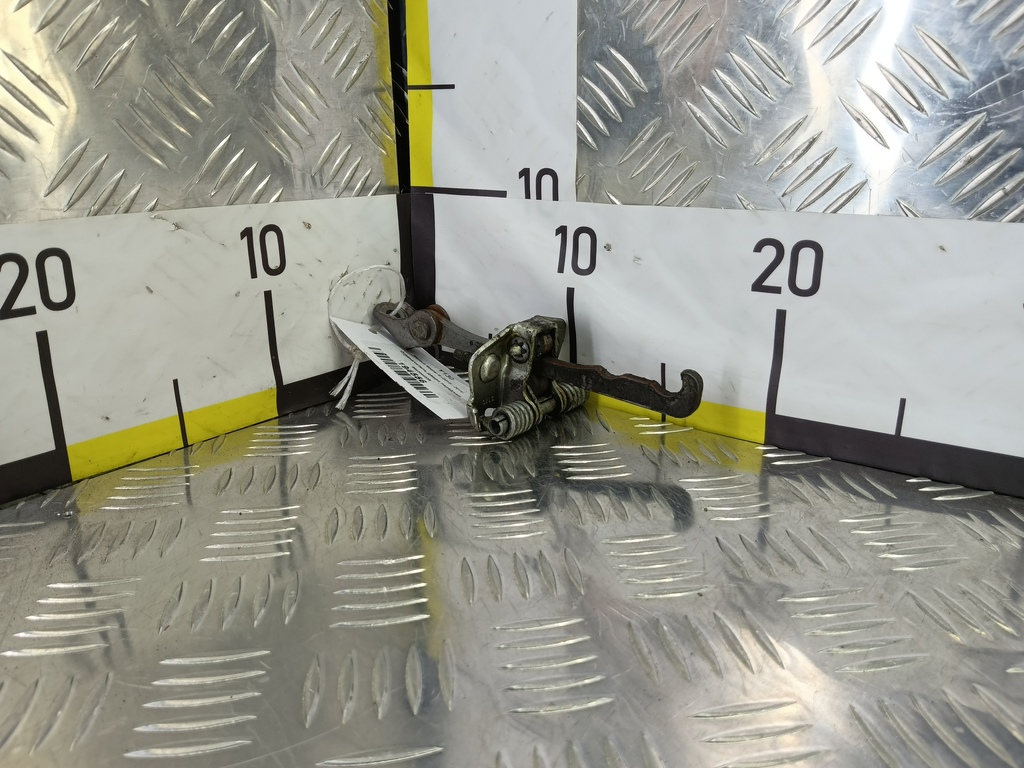 ограничитель двери Renault Master  804304453R, 980 рублей, Москва