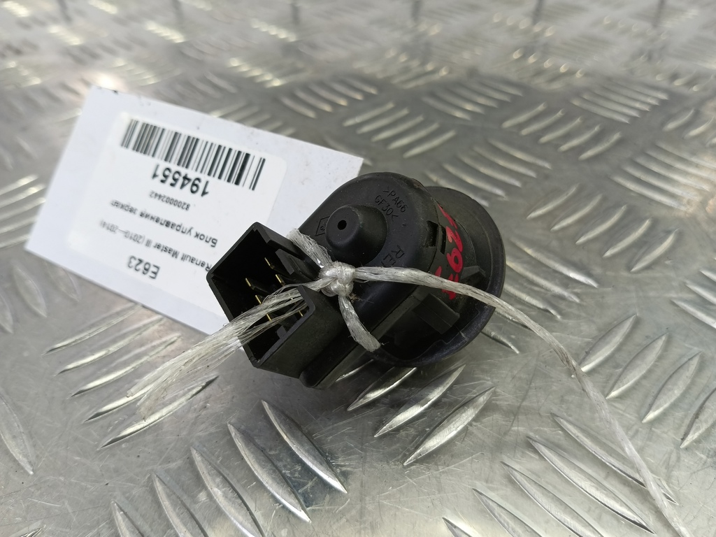 кнопка регулировки зеркал Renault Master  8200002442, 980 рублей, Москва