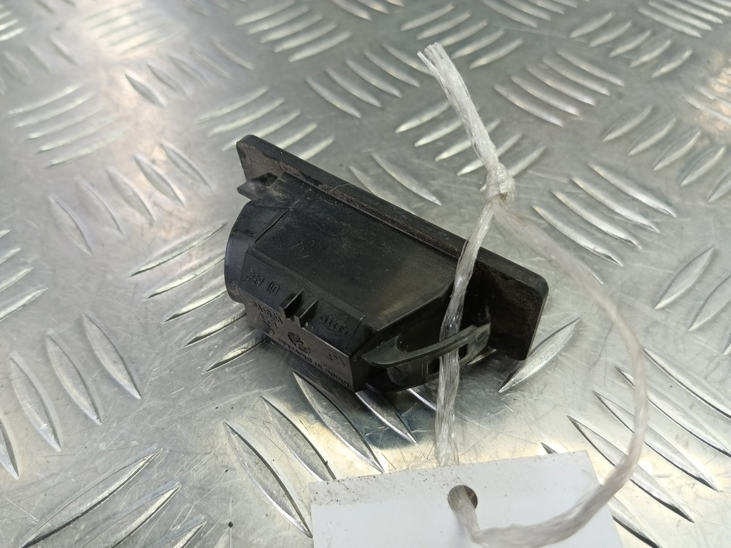 фонарь номерного знака MERCEDES-BENZ Sprinter  A6398200256, 750 рублей, Москва