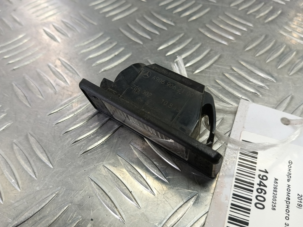 фонарь номерного знака MERCEDES-BENZ Sprinter  A6398200256, 750 рублей, Москва