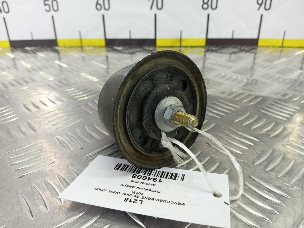 отбойник двери MERCEDES-BENZ Sprinter  A9067600028, 980 рублей, Москва