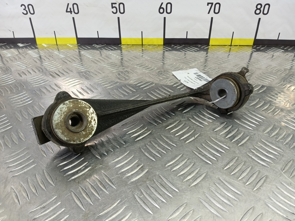 кронштейн подрамника Opel Vivaro  4418115, 3050 рублей, Москва