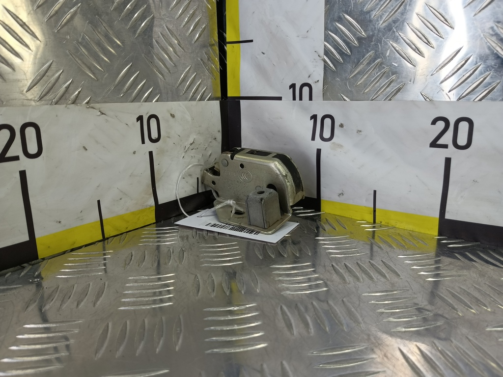 замок двери распашной Volkswagen Crafter  2E1827506F, 1210 рублей, Москва