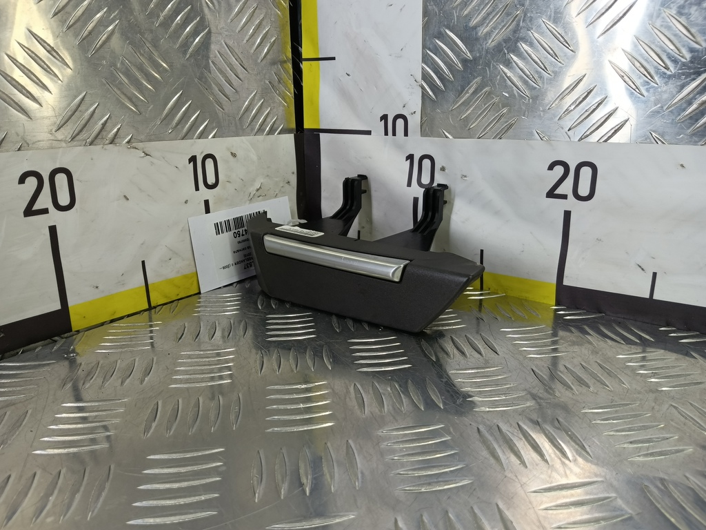 кнопка сигнала LAND ROVER FREELANDER 2.2 TD MT (150 л.с.)Freelander  II (2006—2010) Внедорожник XPD500760, 520 рублей, Москва