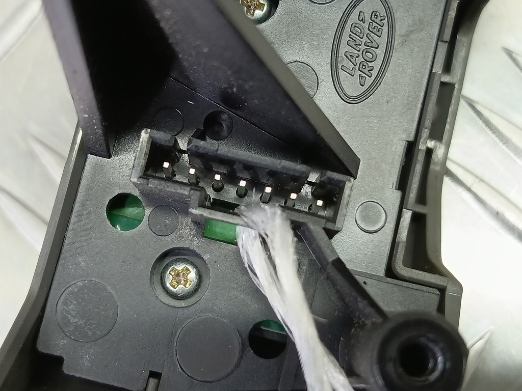 кнопка сигнала LAND ROVER FREELANDER 2.2 TD MT (150 л.с.)Freelander  II (2006—2010) Внедорожник XPD500700, 520 рублей, Москва