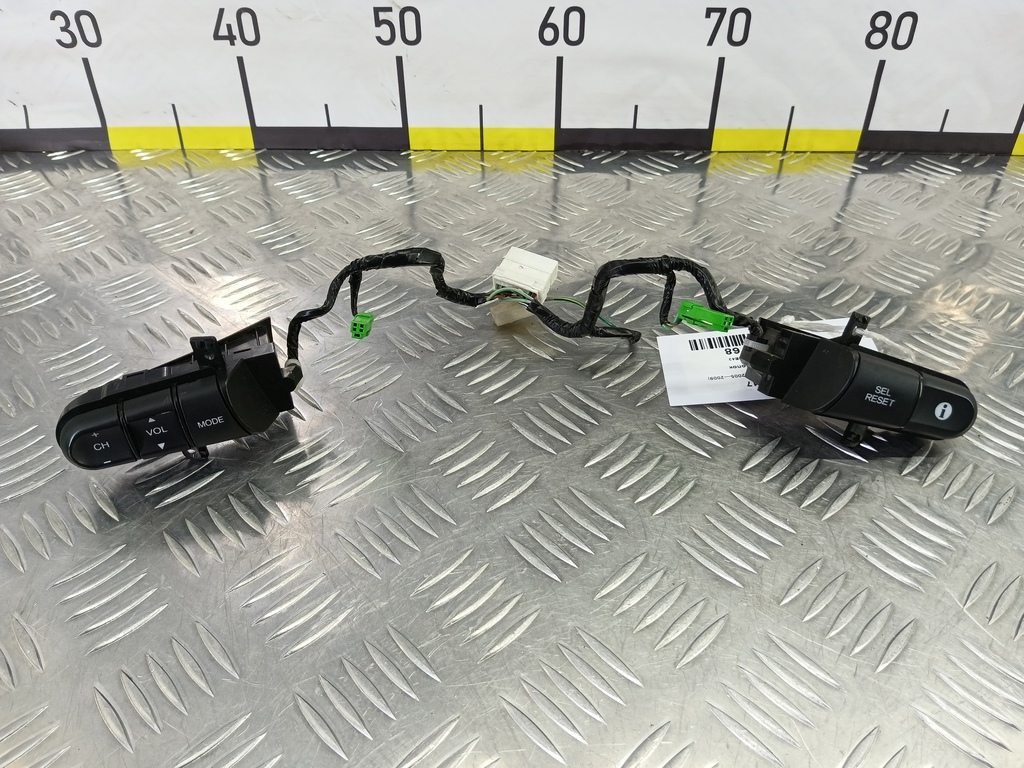 блок кнопок HONDA Civic 1.8 MT (140 л.с.)Civic  VIII (2005—2009) Хетчбэк 36770SMGE42, 2700 рублей, Москва