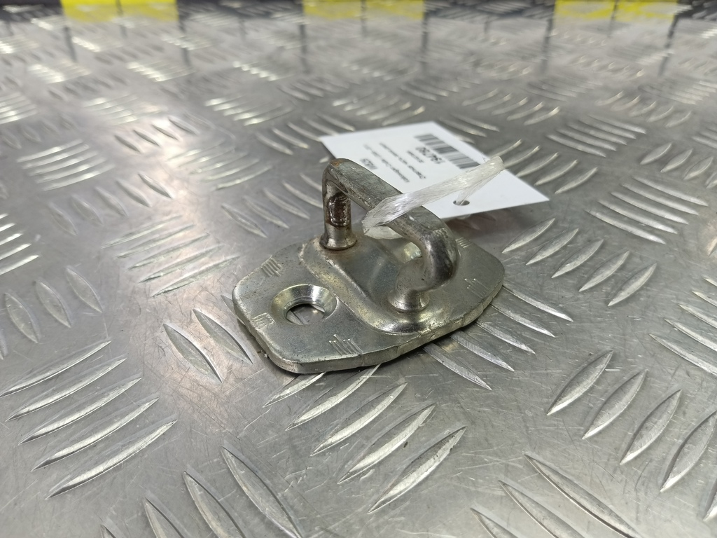 ответная часть замка двери Volkswagen Crafter  2E0837295, 2010 рублей, Москва