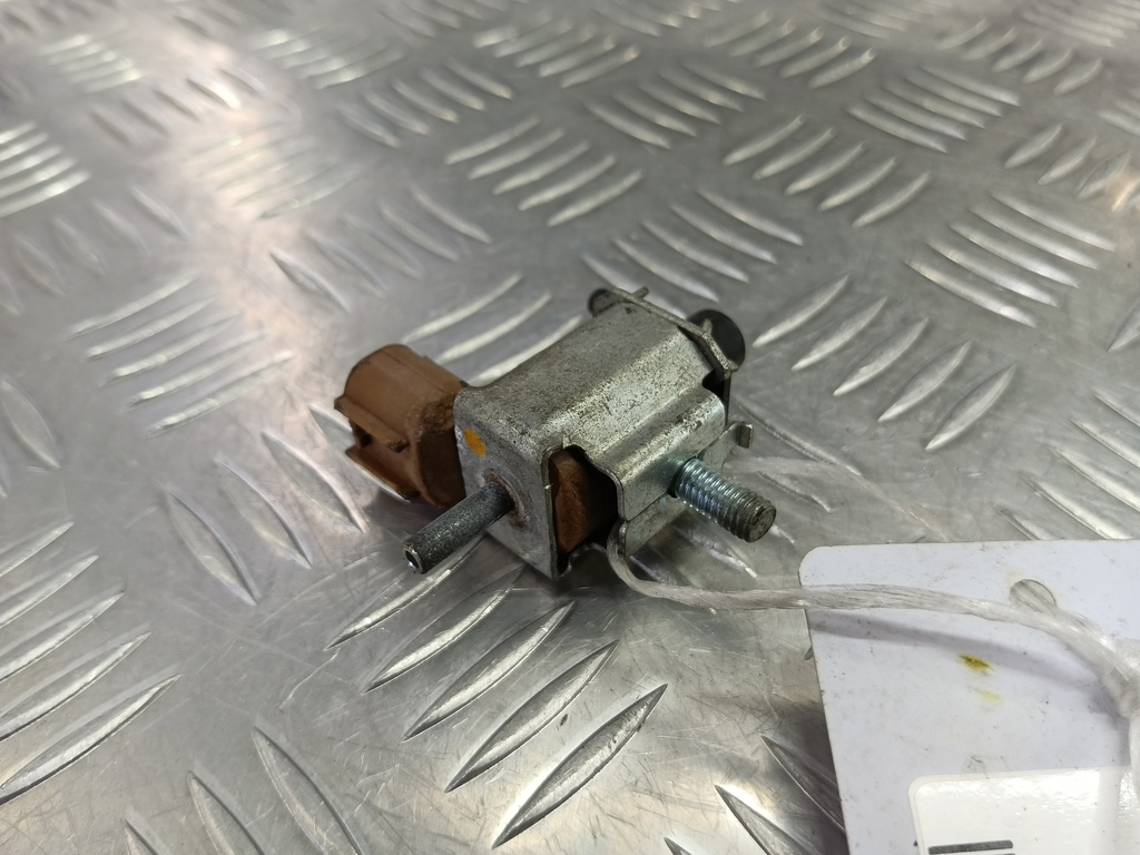 клапан электромагнитный MITSUBISHI LANCER  MR127520, 860 рублей, Москва