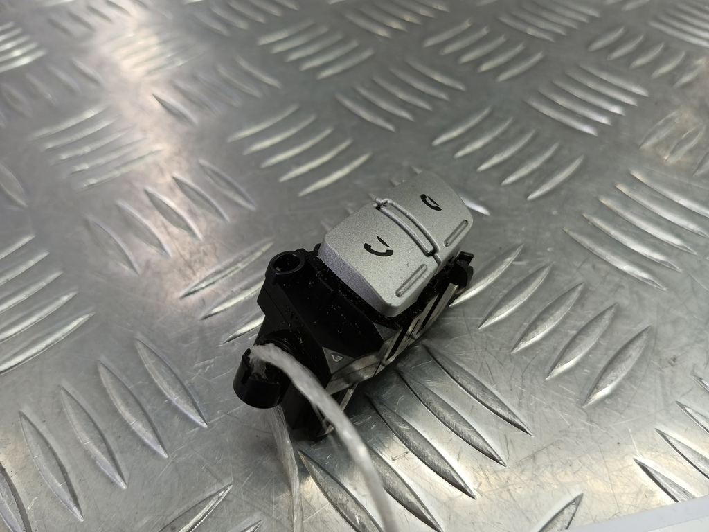 блок кнопок Kia Ceed  967201H500AL4, 2240 рублей, Москва