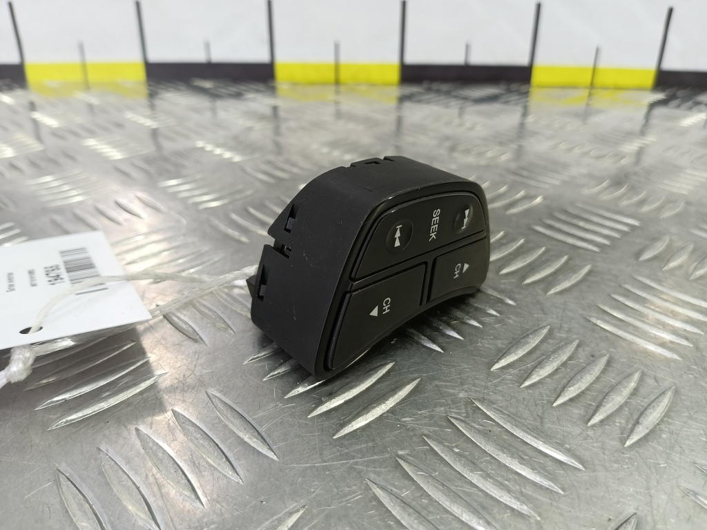 блок кнопок Kia Ceed  967101H100EQ, 630 рублей, Москва