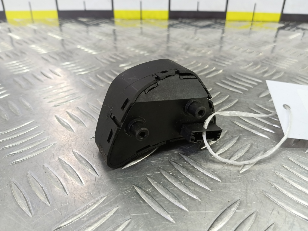 блок кнопок Kia Ceed  967101H100EQ, 630 рублей, Москва