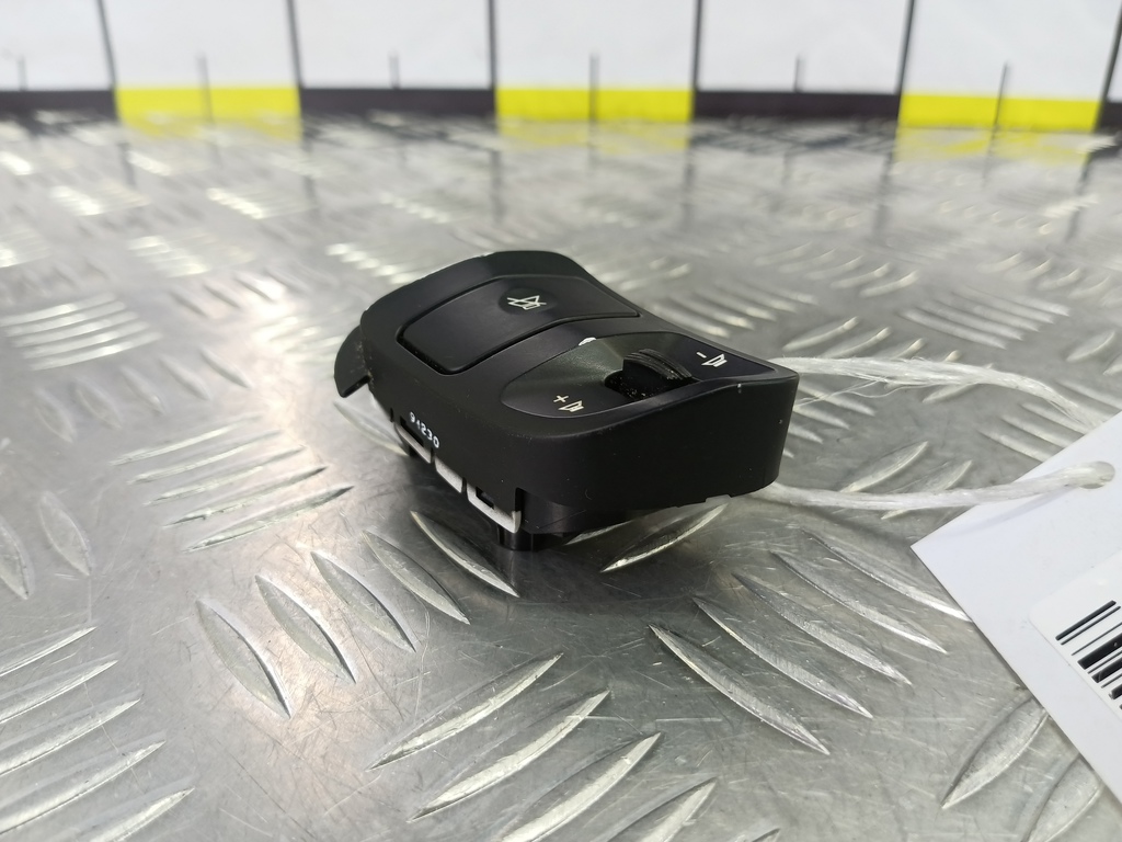 блок кнопок Kia Ceed  967201H100EQ, 980 рублей, Москва