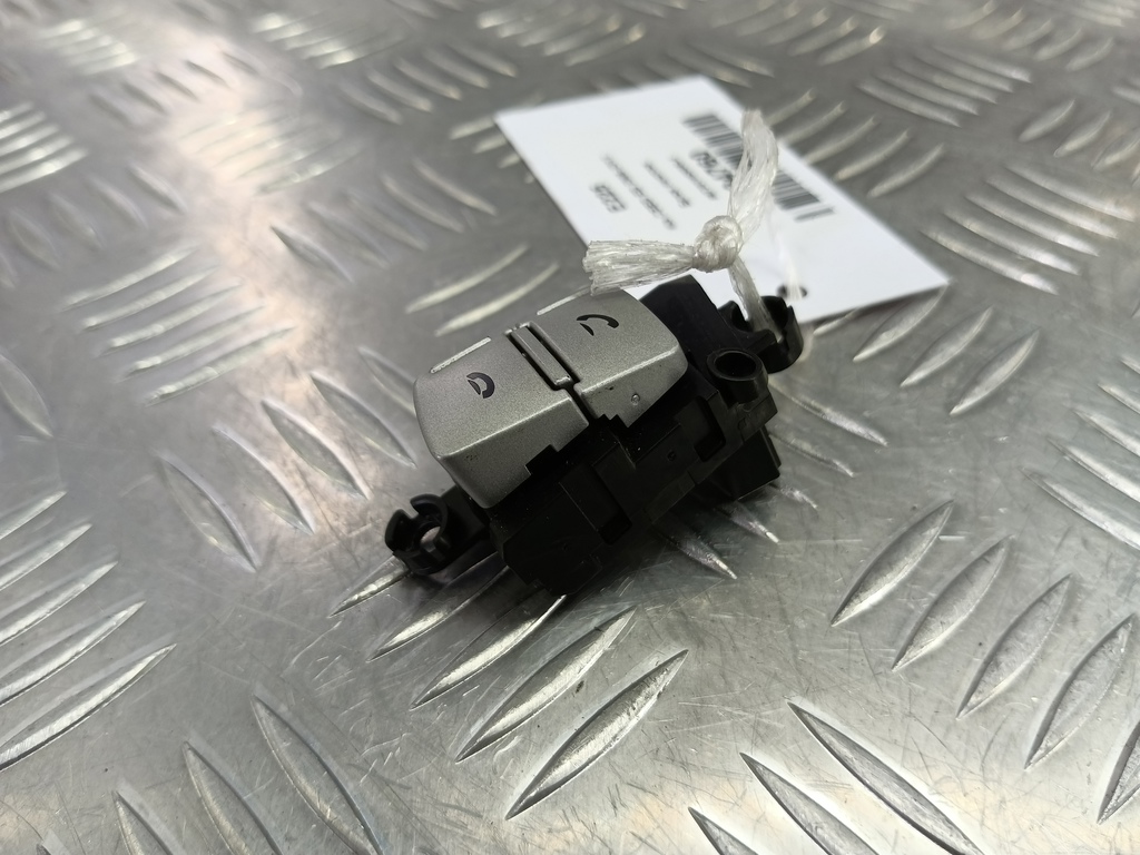 блок кнопок Kia Ceed  967201H500AL4, 2240 рублей, Москва