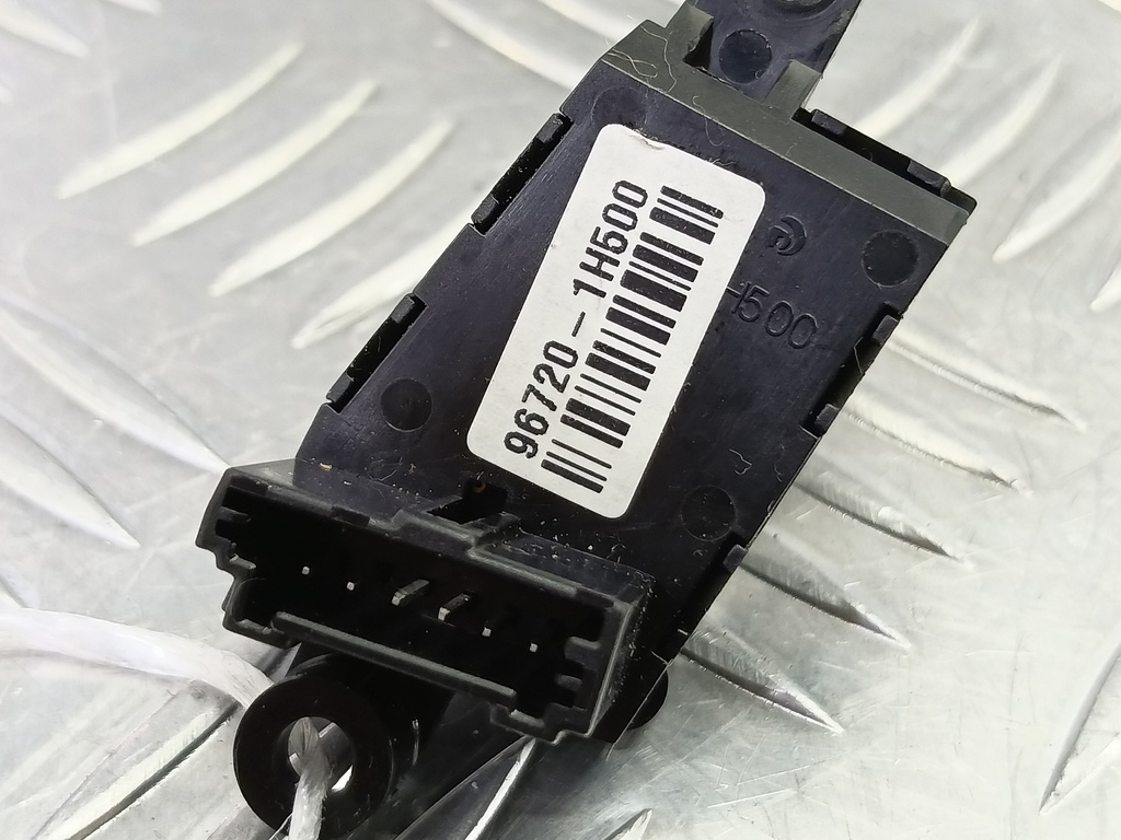 блок кнопок Kia Ceed  967201H500AL4, 2240 рублей, Москва