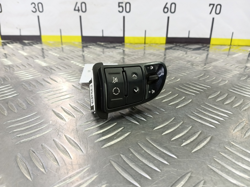 блок кнопок Kia Ceed  967201H000EQ, 2010 рублей, Москва