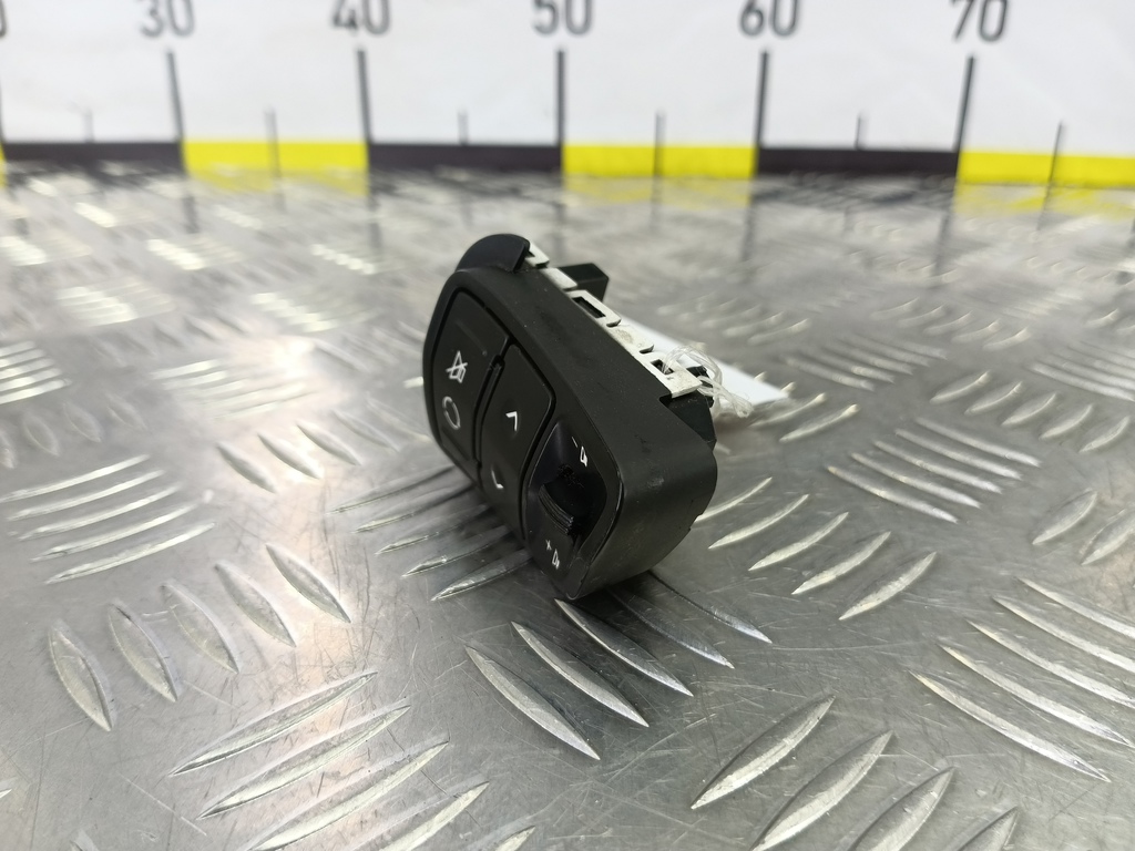 блок кнопок Kia Ceed  967201H000EQ, 2010 рублей, Москва