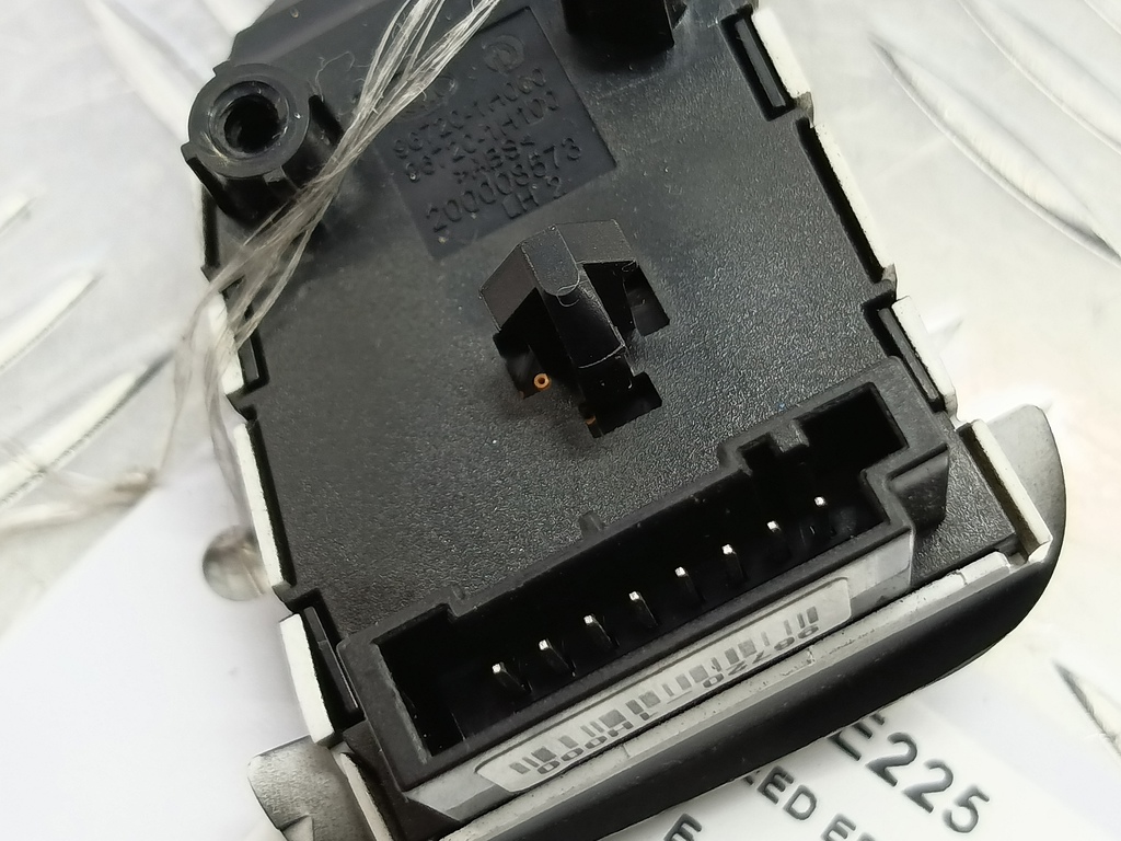 блок кнопок Kia Ceed  967201H000EQ, 2010 рублей, Москва