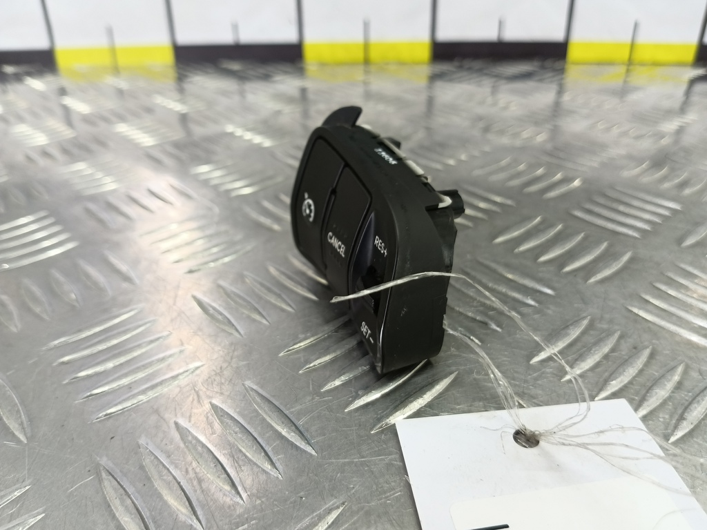 блок кнопок Kia Ceed  967201H300EQ, 2240 рублей, Москва