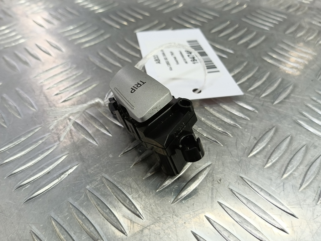 кнопка tip Kia Ceed  967201H550AL4, 630 рублей, Москва