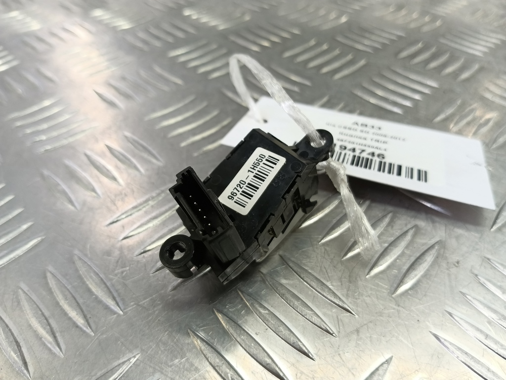 кнопка tip Kia Ceed  967201H550AL4, 630 рублей, Москва