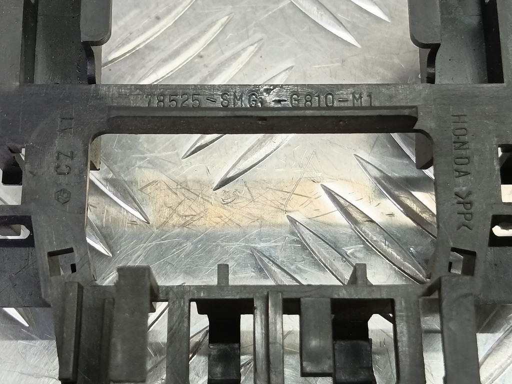 кронштейн HONDA Civic 1.8 MT (140 л.с.)Civic  VIII (2005—2009) Хетчбэк 78525SMGG81, 1210 рублей, Москва