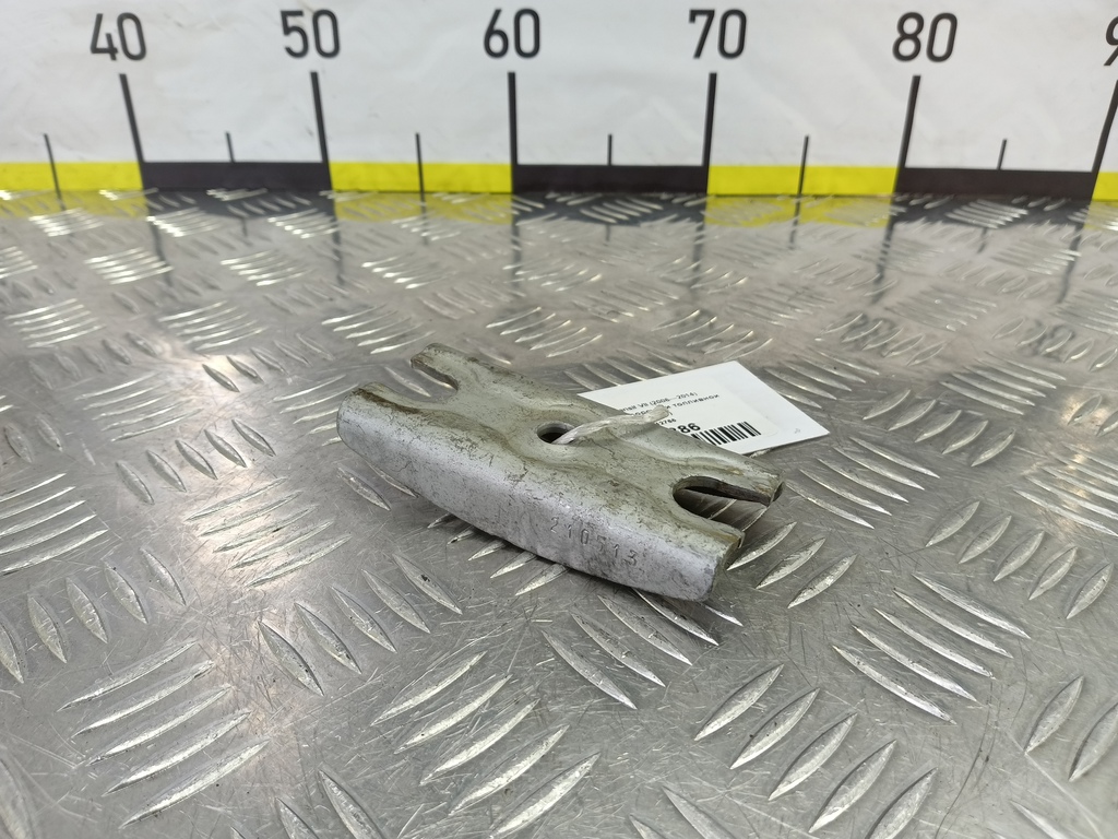 кронштейн форсунки топливной (зажим) FORD Transit  1842766, 520 рублей, Москва