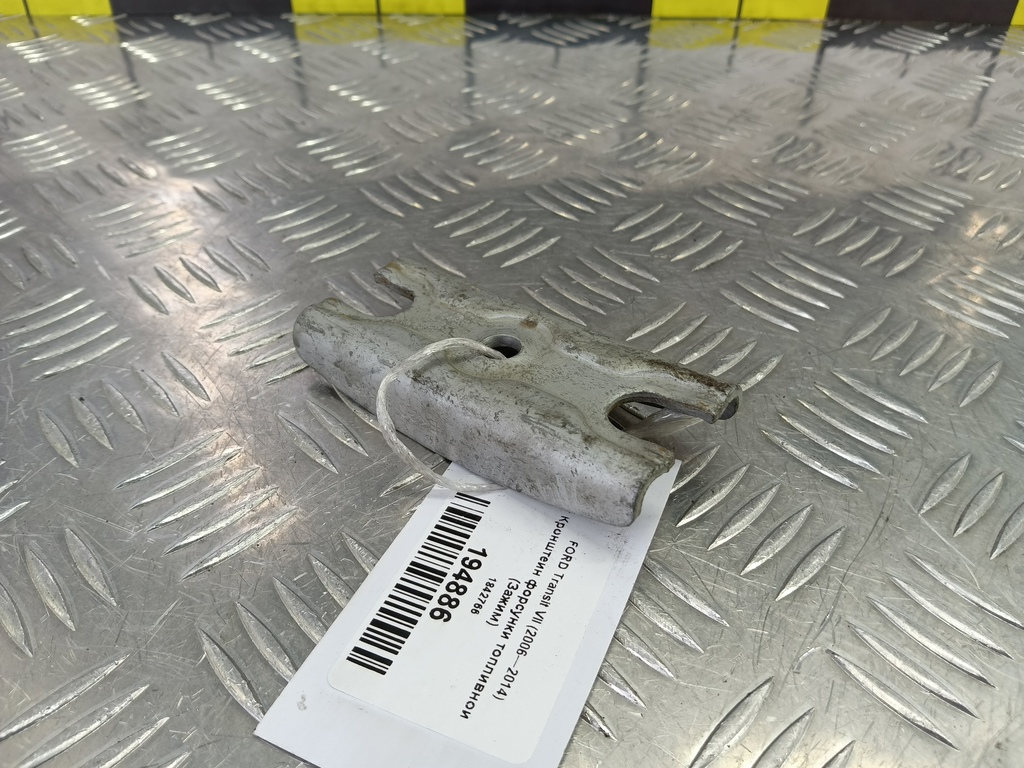 кронштейн форсунки топливной (зажим) FORD Transit  1842766, 520 рублей, Москва