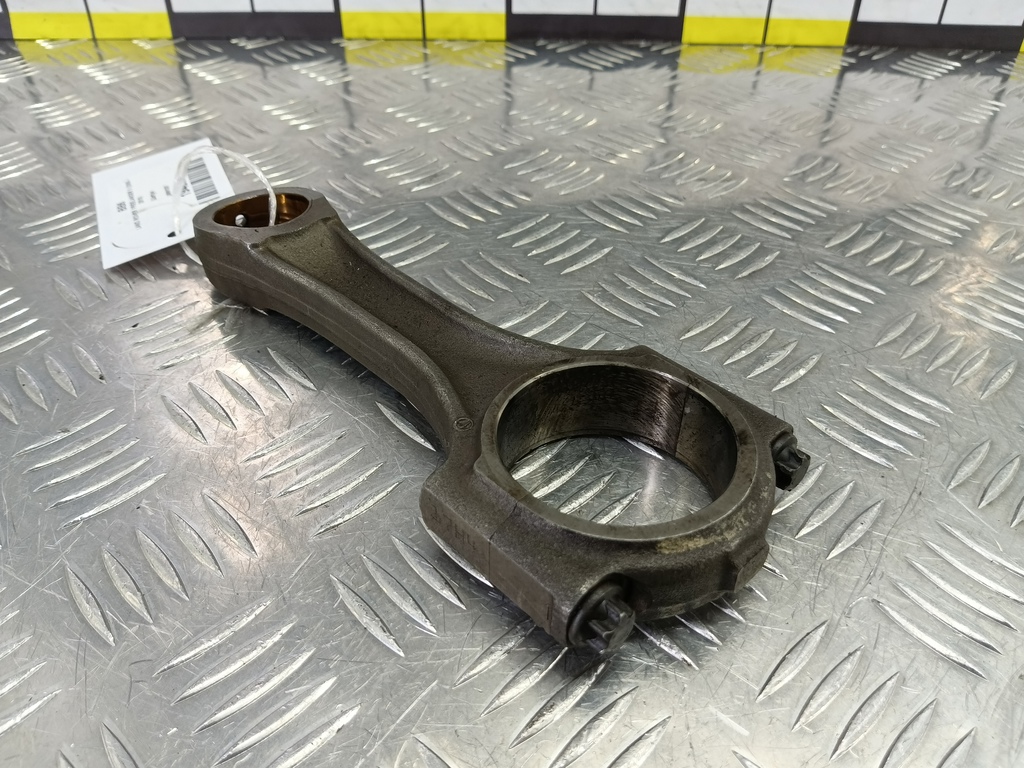 шатун LAND ROVER FREELANDER  LR001227, 3850 рублей, Москва