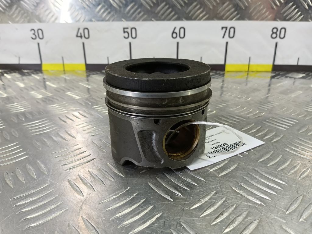 поршень LAND ROVER FREELANDER  LR001268, 7300 рублей, Москва