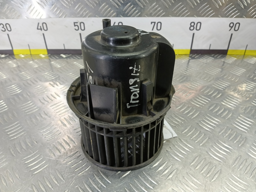 моторчик отопителя FORD Transit  7188531, 2130 рублей, Москва