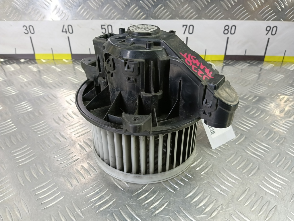 моторчик отопителя FORD Transit  2008781, 1550 рублей, Москва