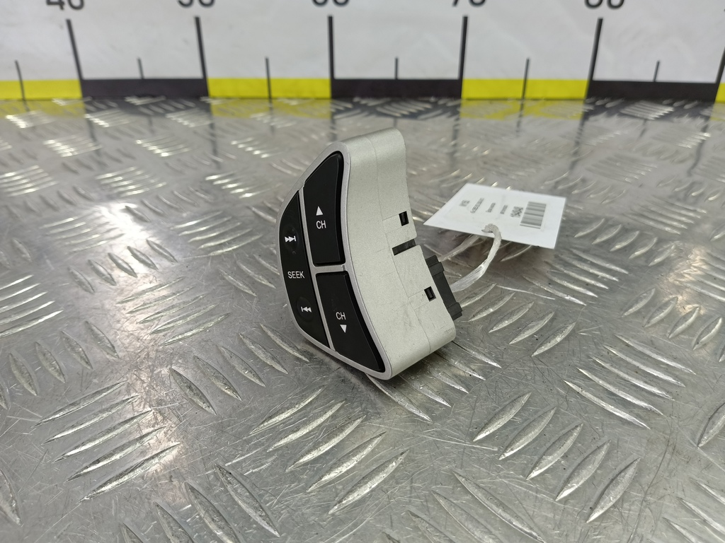 блок кнопок Kia Ceed  967101H1001S, 630 рублей, Москва