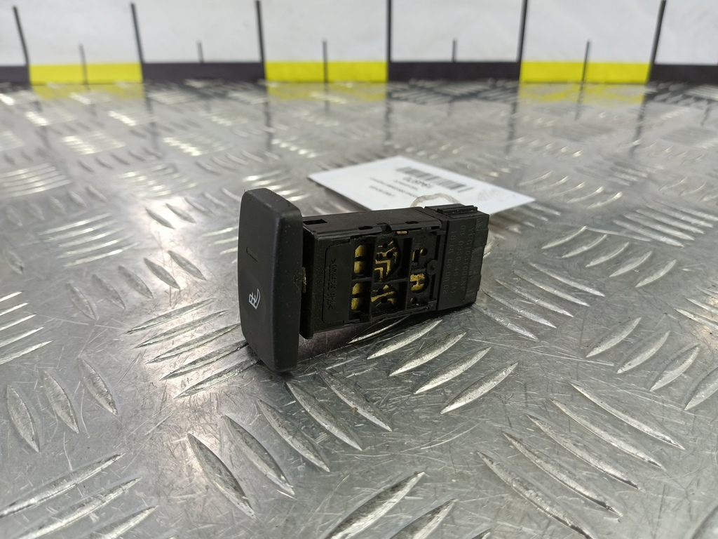 кнопка обогрева сидений LAND ROVER FREELANDER  YUG103100LNF, 980 рублей, Москва