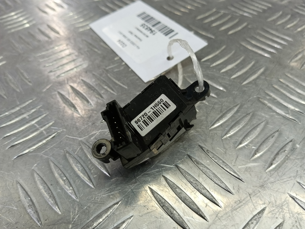 кнопка tip Kia Ceed  967201H550AL4, 630 рублей, Москва