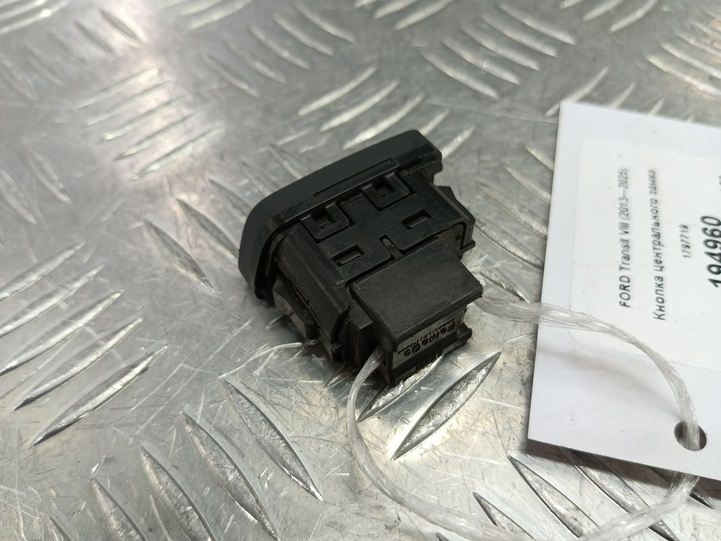 кнопка центрального замка FORD Transit  1797719, 980 рублей, Москва