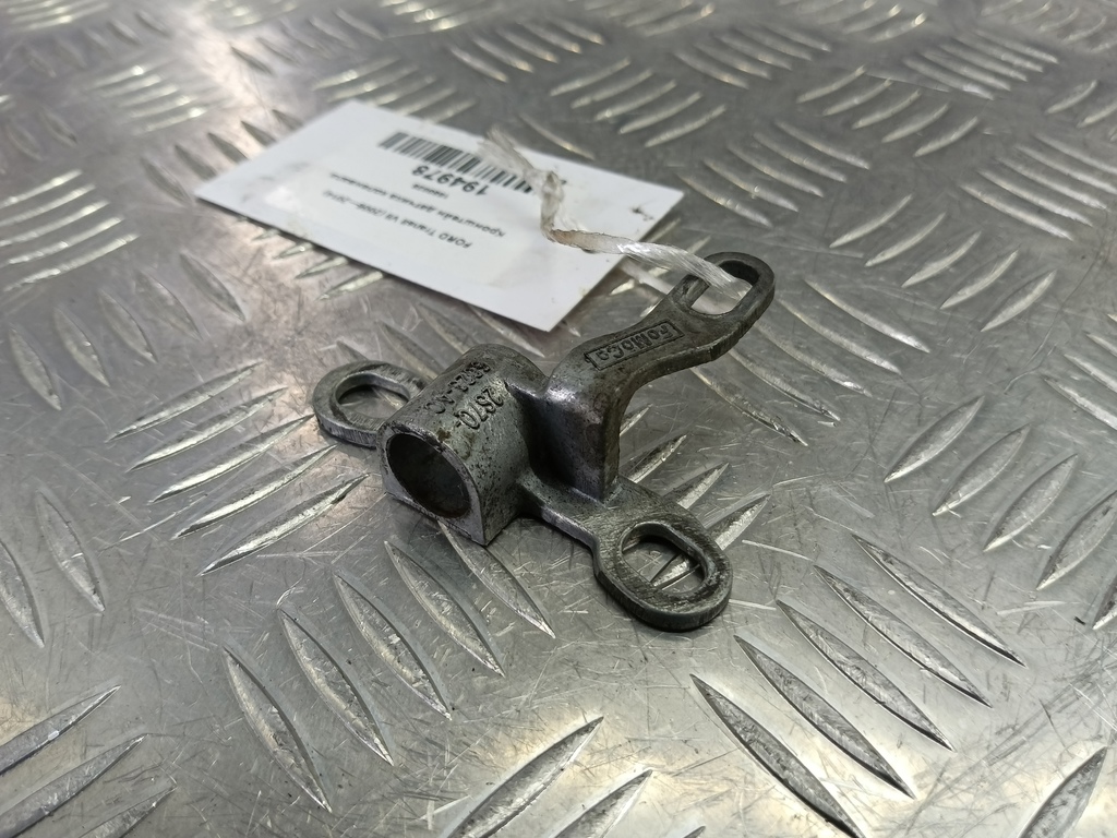 кронштейн датчика коленвала FORD Transit  1680028, 1210 рублей, Москва