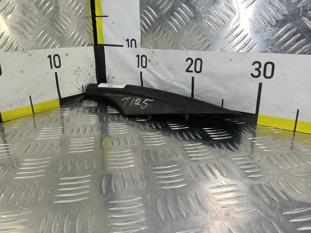 накладка рейлинга Hyundai SANTA FE  8729226001, 1550 рублей, Москва