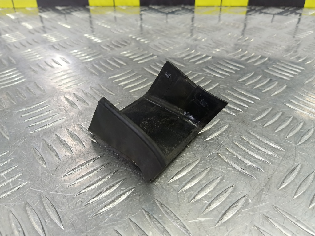 накладка рейлинга Hyundai SANTA FE  8729326000, 750 рублей, Москва