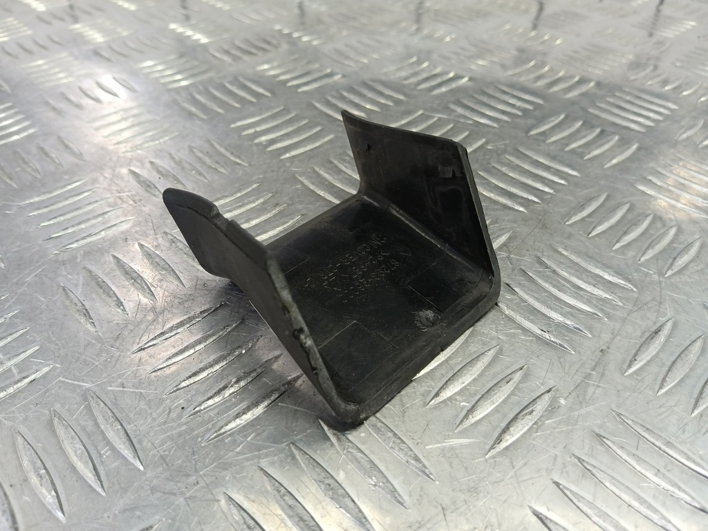 накладка рейлинга Hyundai SANTA FE  8729326000, 750 рублей, Москва