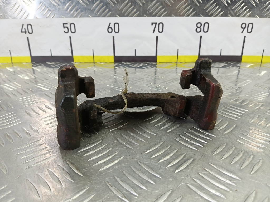 скоба суппорта MAZDA 3  BPYK2628X, 3279 рублей, Москва