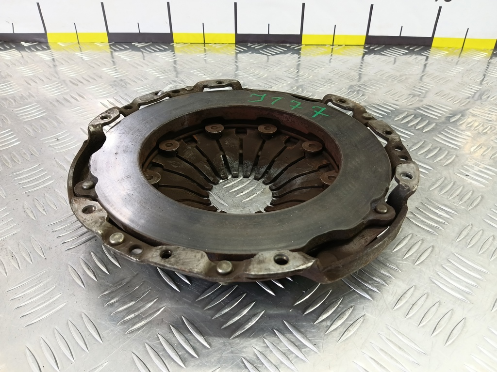 корзина сцепления Renault Duster  8200749475, 1210 рублей, Москва