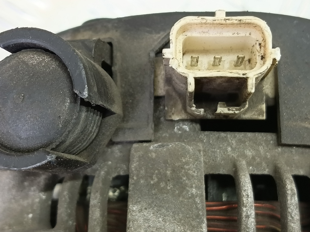 генератор FORD   1708472, 11900 рублей, Москва