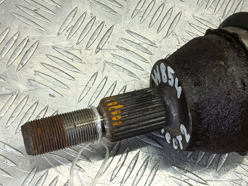 привод FORD Tourneo Connect  2455221, 18800 рублей, Москва