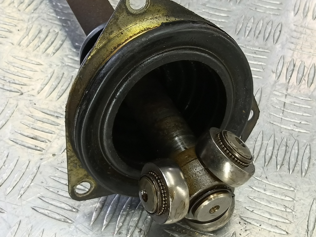 привод Opel Vivaro  4409210, 2130 рублей, Москва