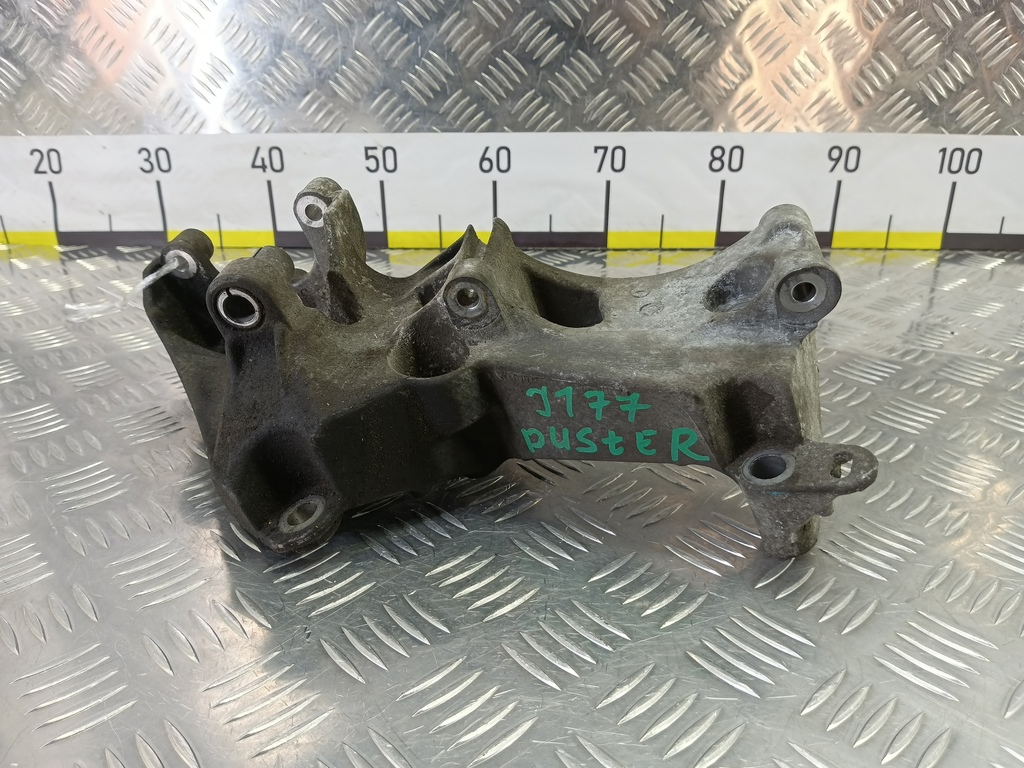 кронштейн генератора Renault Duster  8200473400, 1210 рублей, Москва