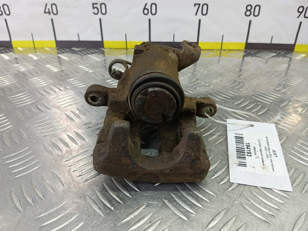 суппорт MITSUBISHI Space Star  MR955246, 3620 рублей, Москва