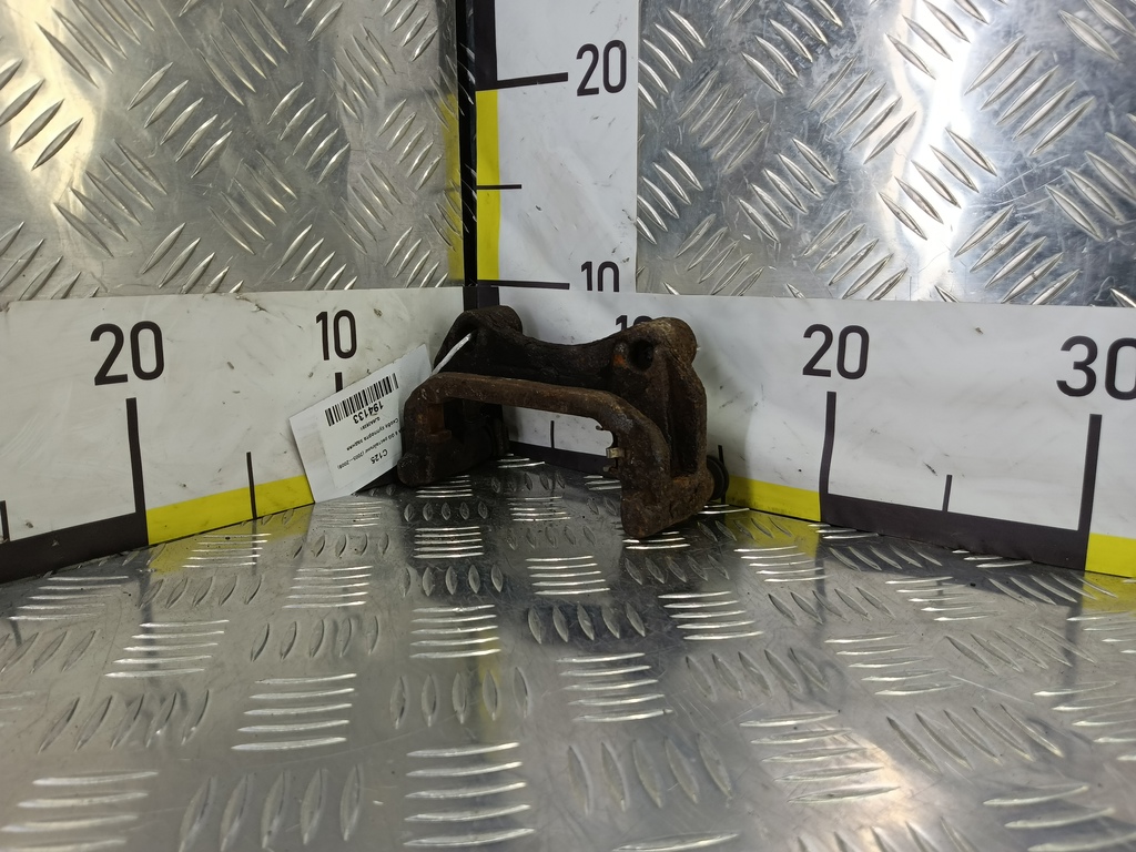 скоба суппорта MAZDA 6  GJ6A26281, 2470 рублей, Москва