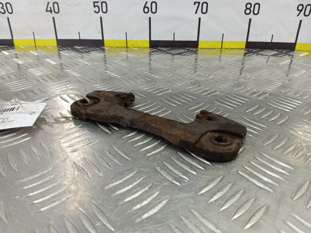 скоба суппорта MITSUBISHI PAJERO SPORT  MR307405, 3620 рублей, Москва