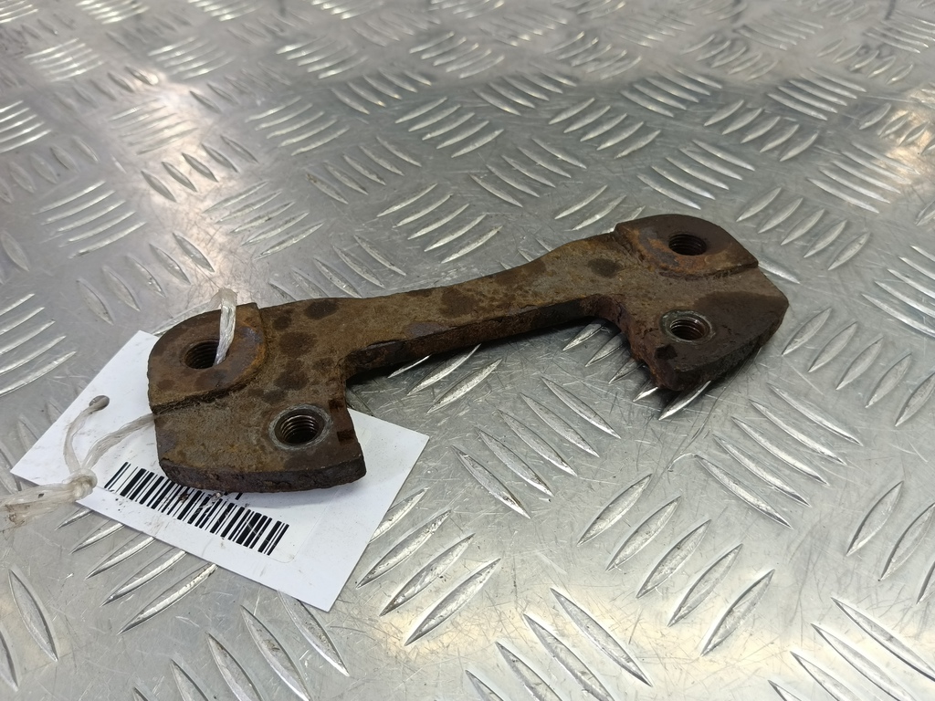 скоба суппорта MITSUBISHI PAJERO SPORT  MR307405, 3620 рублей, Москва